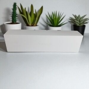 Apple Watch‎ 5 A2095 44mm Silver Aluminum Case White Smart Watch - MWVY2LL/A